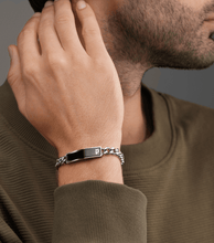 Lade das Bild in den Galerie-Viewer, PEAGB0010402_04
