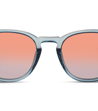 画像をギャラリービューアに読み込む, SPLQ82 520855_04
