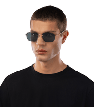 画像をギャラリービューアに読み込む, SPLQ89 570300_03
